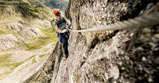 La sécurité en via ferrata / Safety on via ferrata